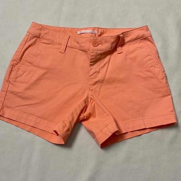 Victoria's Secret Casual Shorts Size 0 - Picture 1 of 6